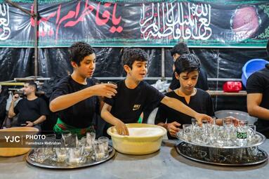 حال و هوای محرم در محله دولت آباد تهران