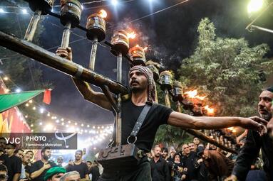 آیین مشعل گردانی عراقی‌های مقیم تهران