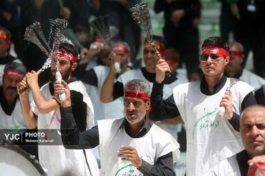عزاداری روز عاشورا قم 