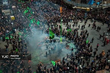 خیمه سوزان ظهر عاشورا در چهارراه گلوبندک