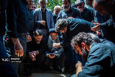 تشییع پیکر «احمد توکلی»