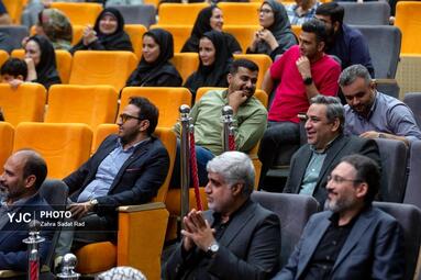 نشست صمیمانه شهردار تهران با اصحاب رسانه