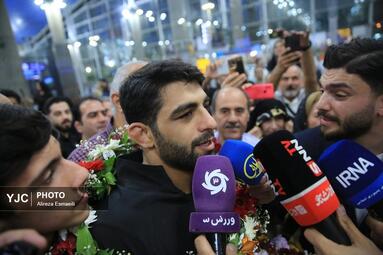 استقبال مردمی از تیم ملی کشتی فرنگی ایران