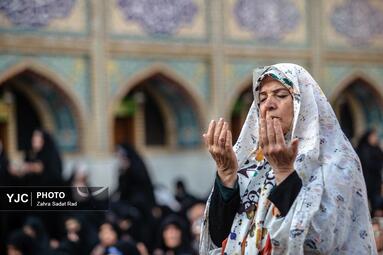 اقامه نماز طلب باران در امام زاده صالح(ع)