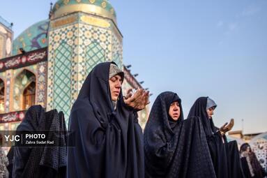اقامه نماز طلب باران در امام زاده صالح(ع)