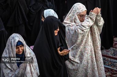 اقامه نماز طلب باران در امام زاده صالح(ع)