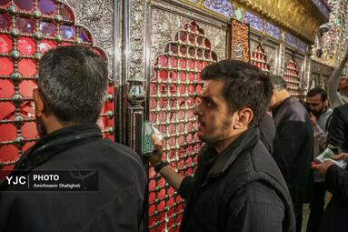 آیین غبارروبی ضریح مطهر آستان مقدس امامزاده صالح (ع)