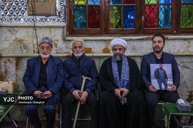 آیین غبارروبی ضریح مطهر آستان مقدس امامزاده صالح (ع)