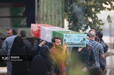 مراسم وداع با پیکر پاک ۱۰۰ شهید گمنام