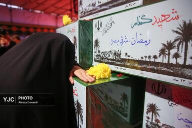 مراسم وداع با پیکر پاک ۱۰۰ شهید گمنام