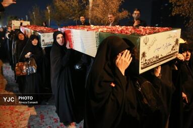 مراسم وداع با پیکر پاک ۱۰۰ شهید گمنام