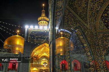 شب شهادت حضرت زهرا(س) در حرم امام‌رضا(ع)