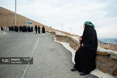 کوهپیمایی 110 تیم بانوان به مناسبت روز زن