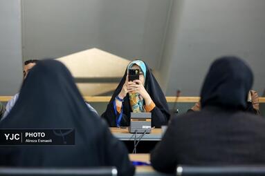 نشست خبری سخنگوی کمیسیون رسیدگی به لایحه بودجه سال ۱۴۰۵