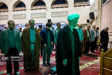 حال و هوای اولین افطاری ماه رمضان در مسجدالرضا