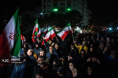 اجتماع شبانه مردم تهرانسر در سوگ شهادت امام خامنه ای (ره)