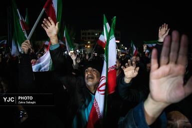 اجتماع شبانه مردم تهرانسر در سوگ شهادت امام خامنه ای (ره)