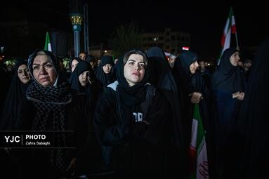 اجتماع شبانه مردم تهرانسر در سوگ شهادت امام خامنه ای (ره)