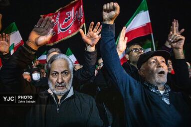 اجتماع شبانه مردم عزادار منطقه 21 در سوگ شهادت امام خامنه ای (ره)