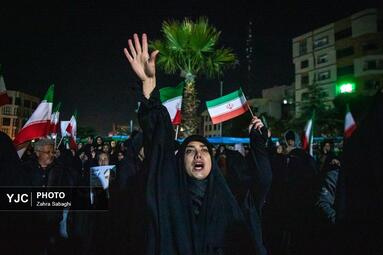 اجتماع شبانه مردم عزادار منطقه 21 در سوگ شهادت امام خامنه ای (ره)