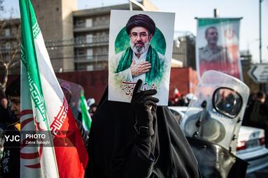 آیین تشییع پیکر مطهر فرماندهان شهید جنگ رمضان در تهران
