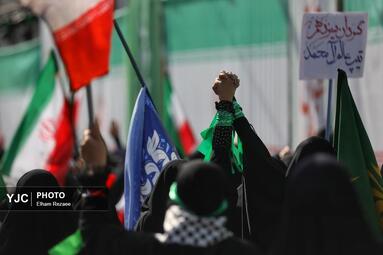 رزمایش دختران جانفدای ایران