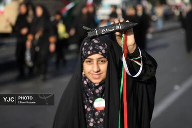 رزمایش دختران جانفدای ایران