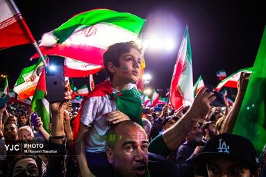 بدرقه ملی پوشان فوتبال