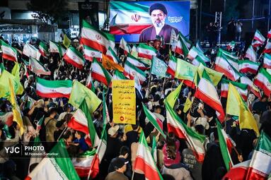 رونمایی از شناور تندرو ۱۷ رجب