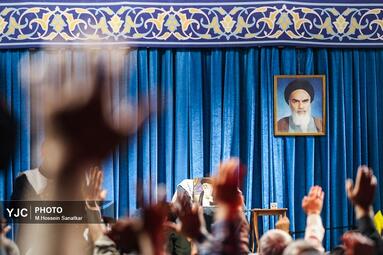 تجدید بیعت مردم دشت ورامین با امام خامنه‌ای