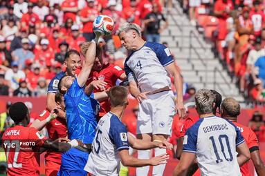 کانادا _ بوسنی