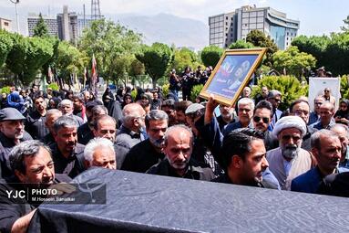 وداع با صدای ماندگار رسانه؛ بهروز رضوی