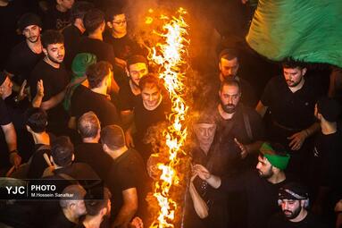 مشعل‌گردانی عراقی‌های دولت‌آباد؛ آیینی ماندگار در عزاداری محرم