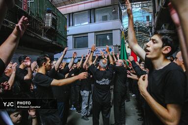 عزاداری تاسوعای حسینی در بازار تهران