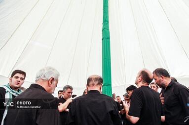 خیمه‌سوزان عاشورا در چهارراه گلوبندک؛ تجلی سوگ حسینی در قلب تهران