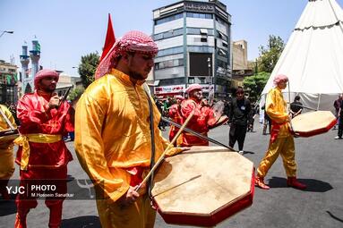 خیمه‌سوزان عاشورا در چهارراه گلوبندک؛ تجلی سوگ حسینی در قلب تهران