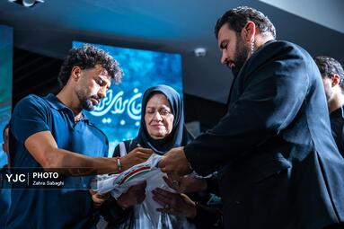 استقبال پر شور از کاروان تیم ملی ایران