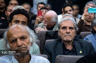 وداع با خالق لبخندها، مراسم بزرگداشت «اکبر عبدی»