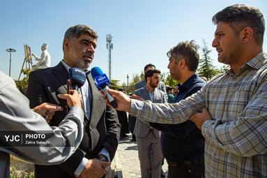 رونمایی از مجسمه پدر نقاشی نوین ایران، «کمال الملک»