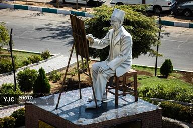 رونمایی از مجسمه پدر نقاشی نوین ایران، «کمال الملک»