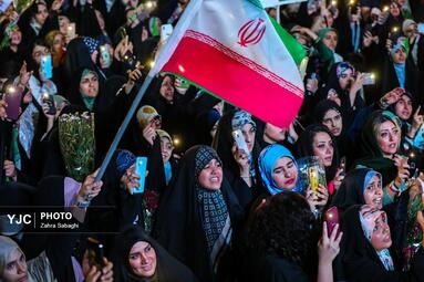 ۲۰۰ شب در میدان؛ انقلاب هنوز می‌جوشد